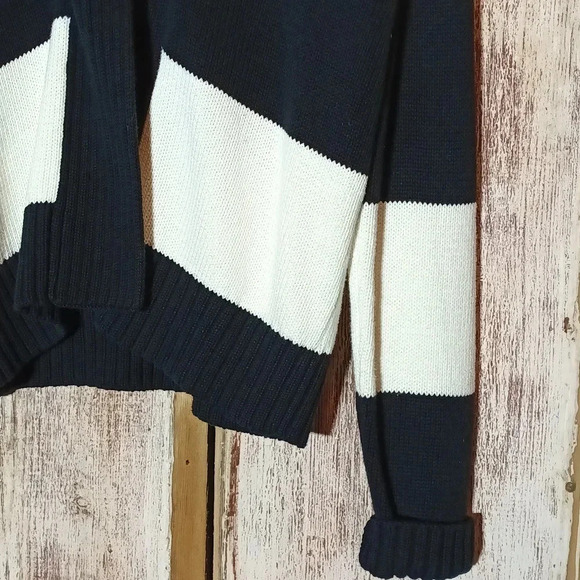 American living cozy wrap v-neck sweater roll collar button crossover closure L - Picture 2 of 15